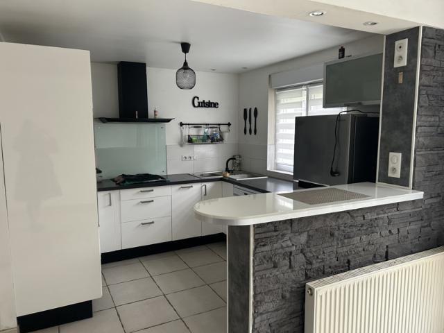 Maison à proximité de Poix de Picardie