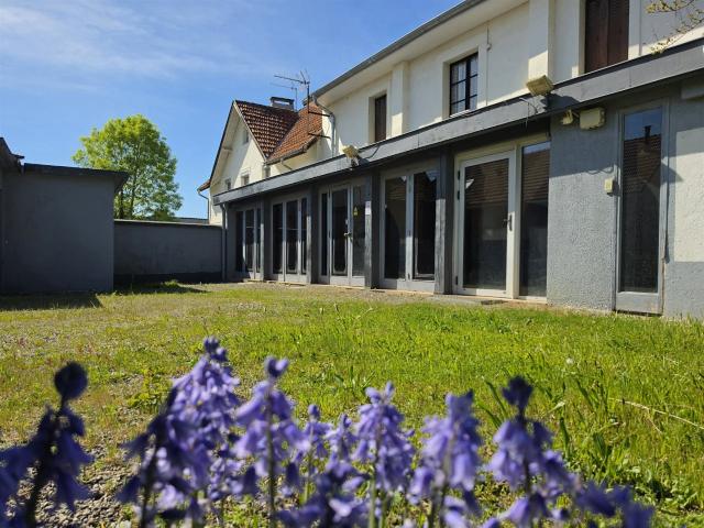 Maison A Renover Au Cœur De Barbazan Debat 273m² Barbazan Debat