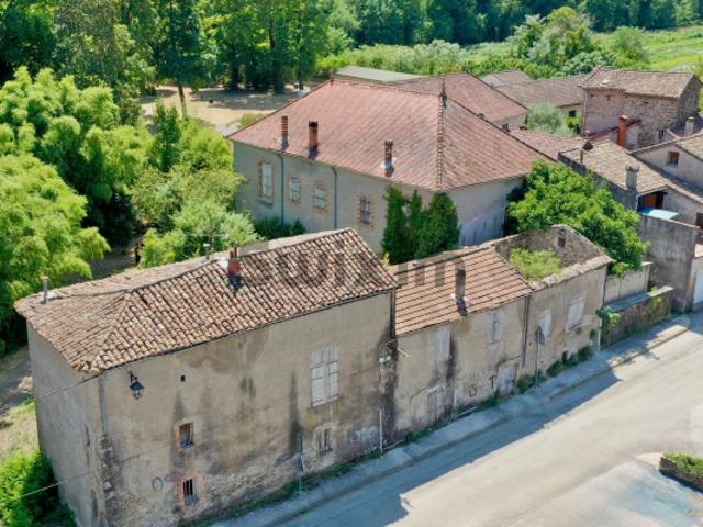 Maison à rénover au calme