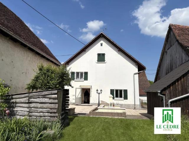 Maison à rénover avec grange