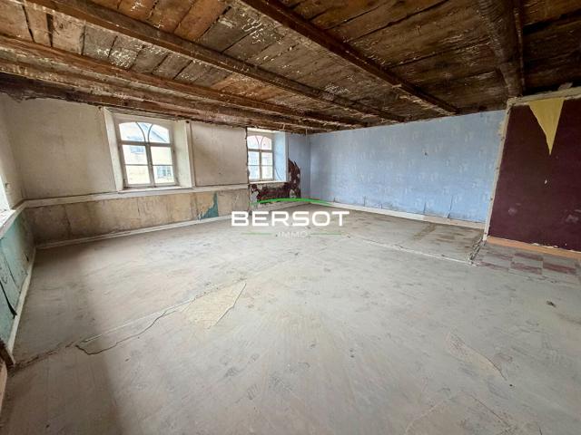 Belle opportunité, maison à rénover avec fort potentiel Loray