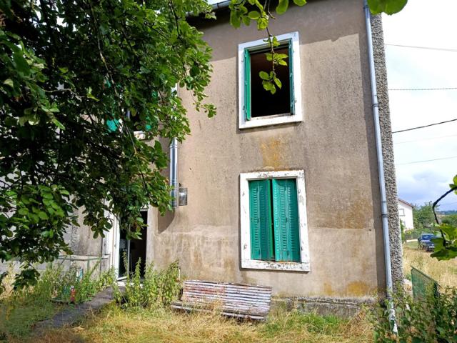 Maison à rénover avec terrain