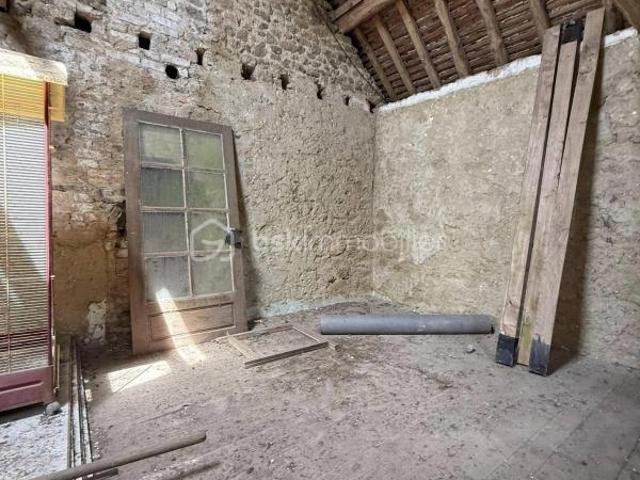 Maison à rénover à 10 min de La Ferté Macé ?
