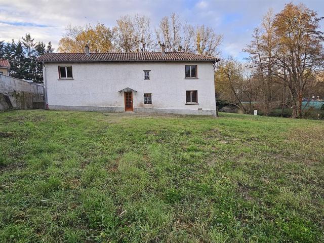 Maison a rénover à Guéreins 143m² Guéreins