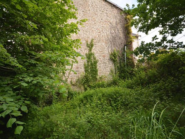 Maison à rénover à la campagne