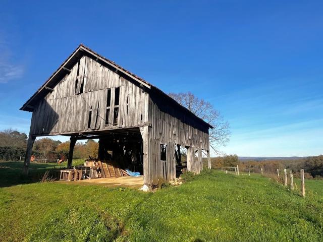 Maison à rénover à vendre, à 5 minutes de Gourdon. 75m² Gourdon