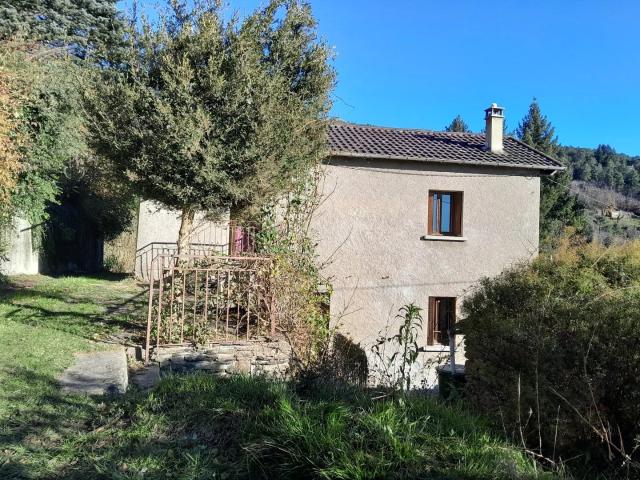 Maison à rénover en vallée Longue