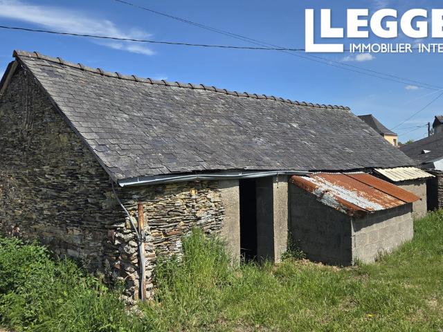Maison à rénover entre Renazé et Poucé