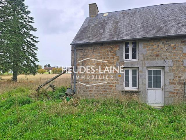 Maison à rénover La Mancellière proche Isigny le Buat