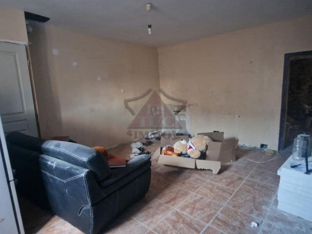 MAISON A RENOVER LES MAGES