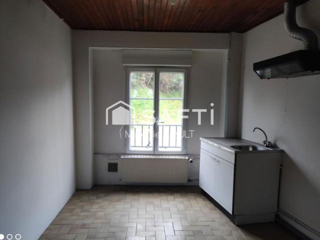 Maison à rénover, sur un terrain de 630m²