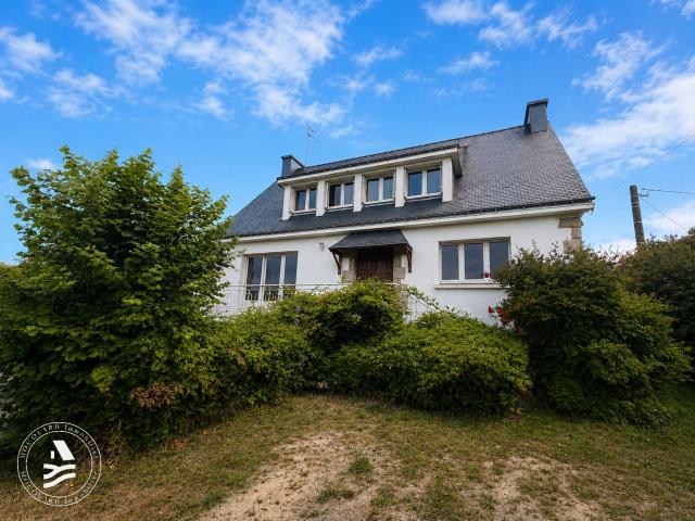 MAISON A RENOVER Secteur recherché bourg de Crac'h