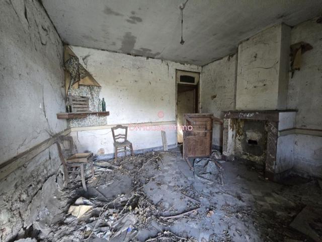 Maison à rénover totalement à Richebourg