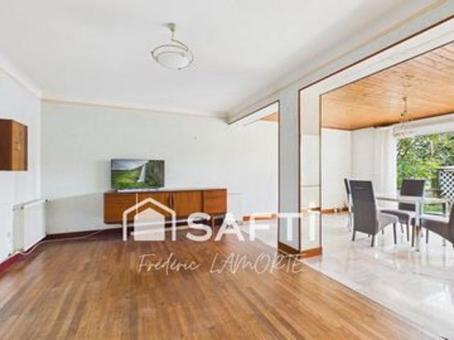 Maison 3 chambres jardin centre bourg