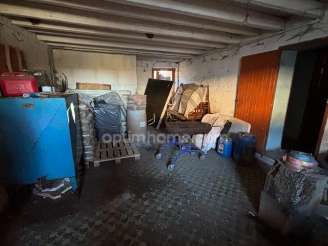 Maison à rénover 3 pièces, grange et terrain à GRIMAUCOURT EN WOEVRE 55