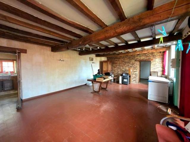 Maison à rénover 90 m² sur terrain de 5 101 m²