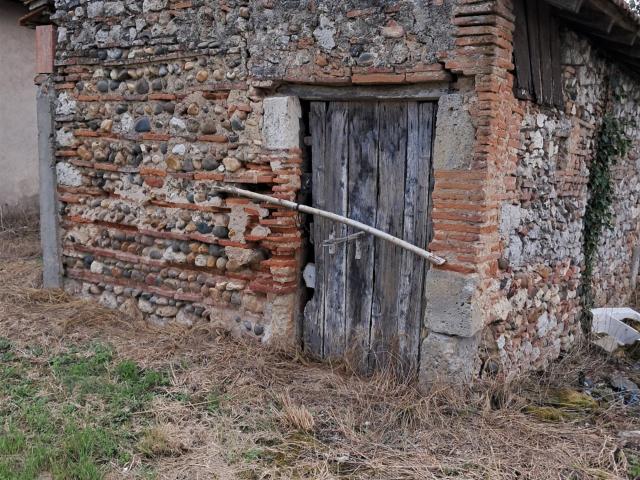 Maison A Restaurer 4m² Montesquieu
