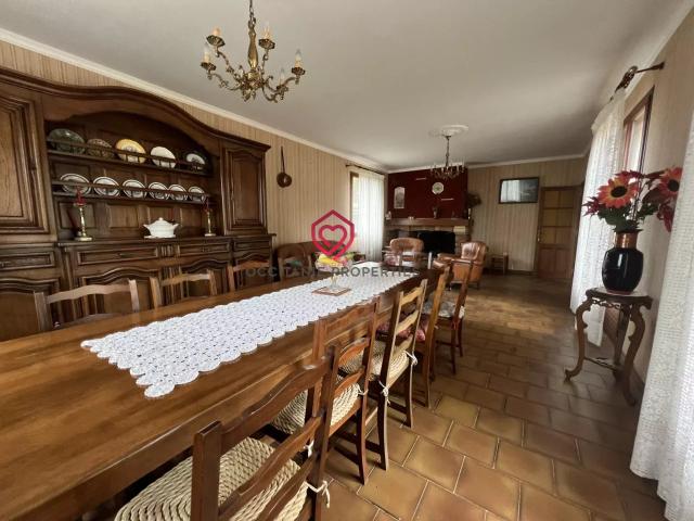 Maison à Saint Lizier avec garage et jardin
