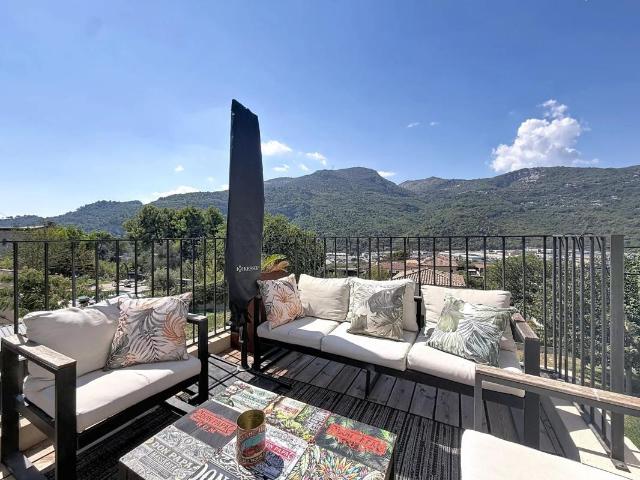Maison à saint Martin du Var avec joli terrain