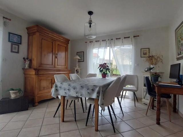 Maison à Somloire
