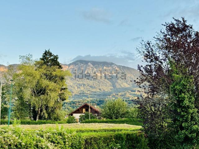 Maison, Amancy