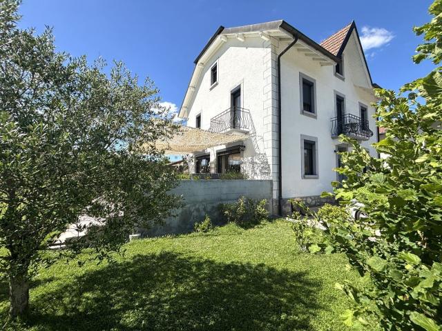 Maison, Amancy
