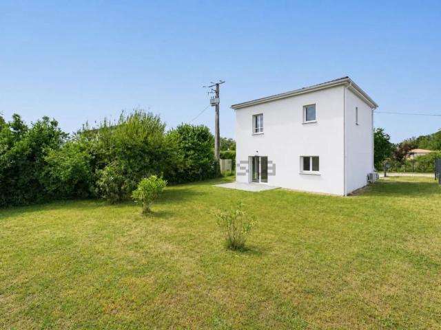 Maison, Ambarès et Lagrave