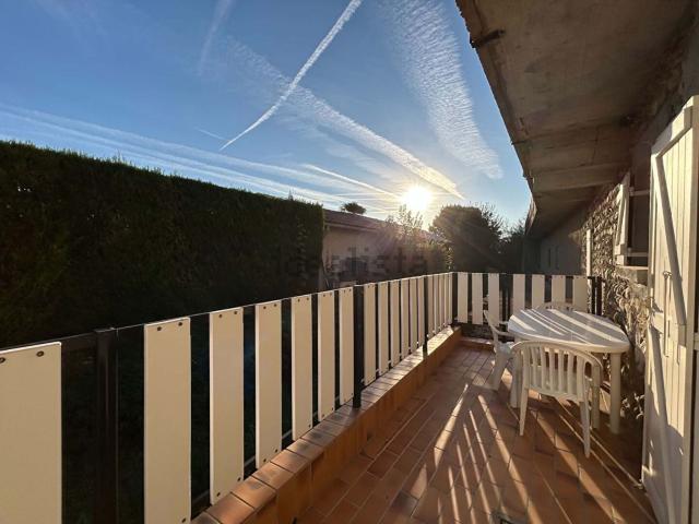 Maison, Ambronay