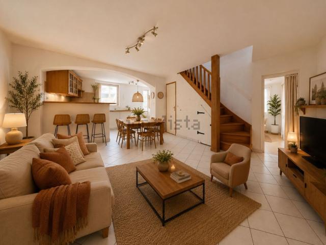 Maison, Ambronay