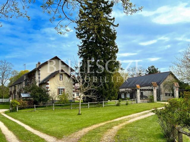 Maison, Amilly