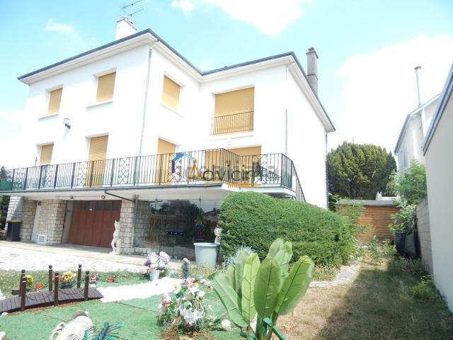 Maison, Amilly