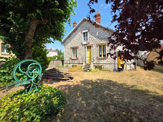 Maison, Amilly