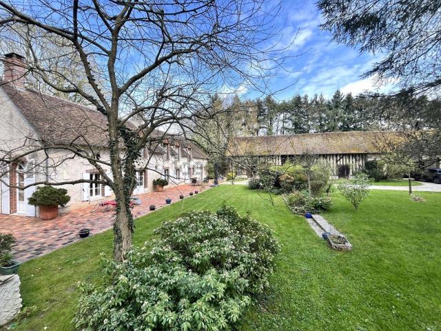 Maison, Amilly