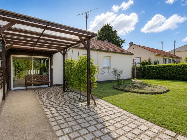 Maison, Amilly