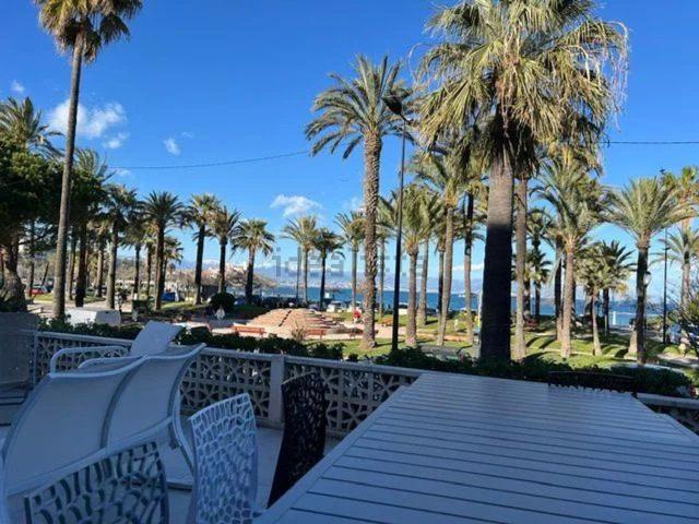 Maison, Antibes