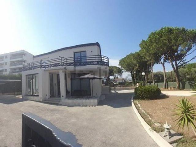 Maison, Antibes