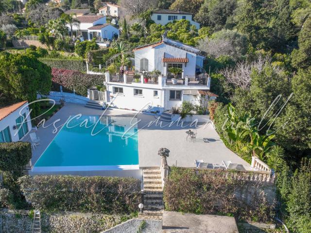 Maison Antibes Les Brusquets 995 000 euros 165m² Antibes