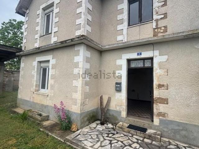 Maison, Antigny
