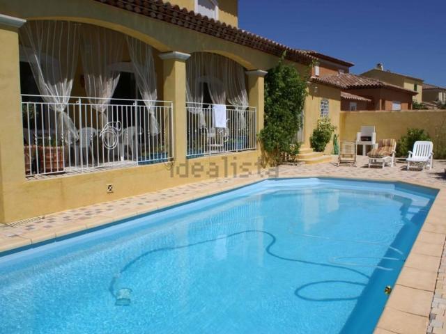 Maison, Antony