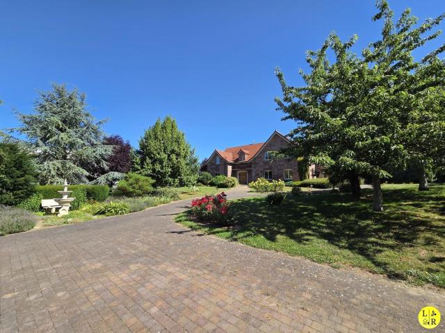 Maison, Anzin Saint Aubin