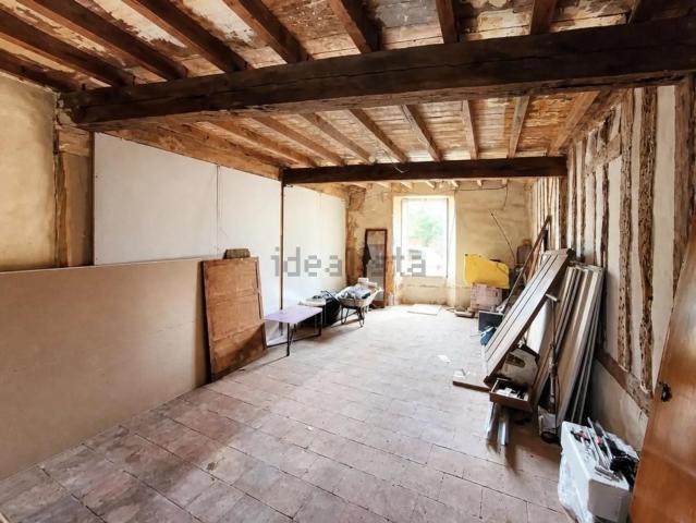 Maison, Anan