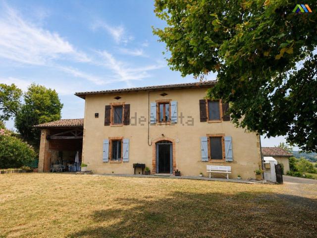 Maison, Anan