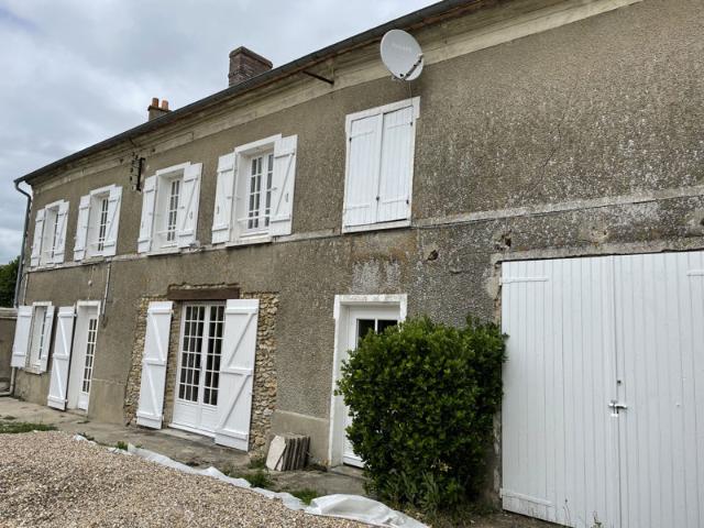 Maison ancienne 2 chambres orgerus hyper centre 78910