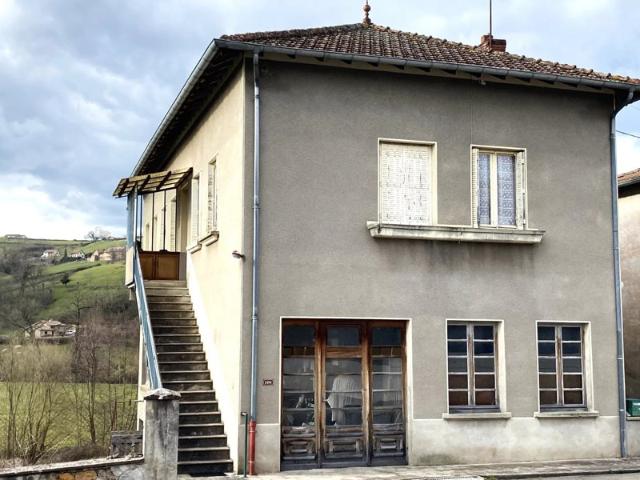 Maison Ancienne à faire revivre !