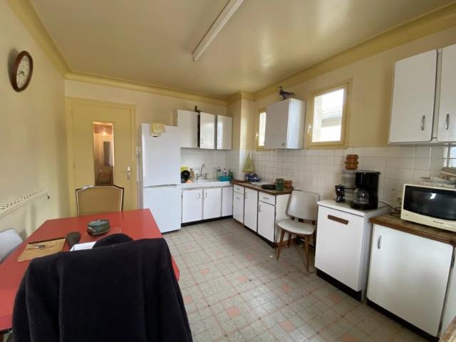 Maison Ancienne à faire revivre !