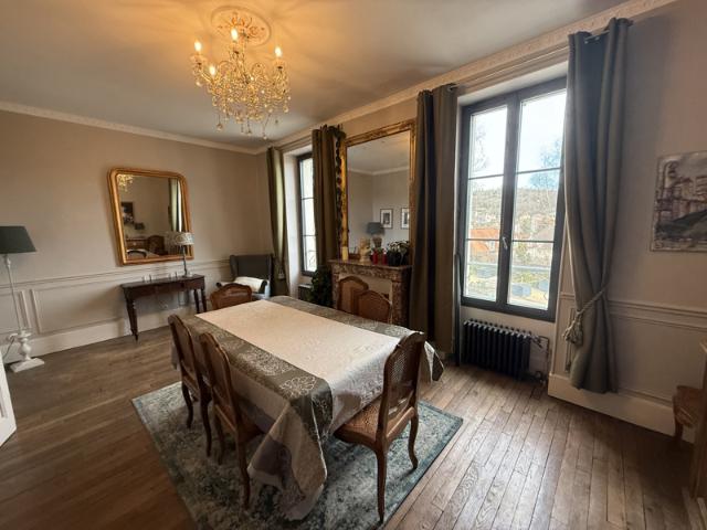 MAISON ANCIENNE ATYPIQUE