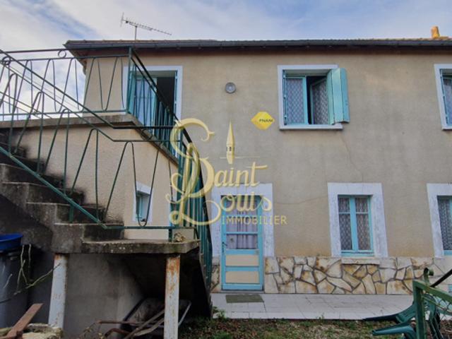 MAISON ANCIENNE AVEC 3 CHAMBRES, DEPENDANCE ET JARDINET