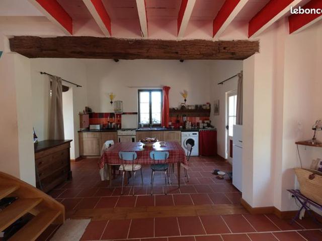 Maison ancienne avec cachet de 67m2 hab