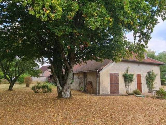Maison ancienne avec dépendances et son parc arboré