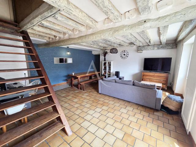 Maison ancienne avec du potentiel !